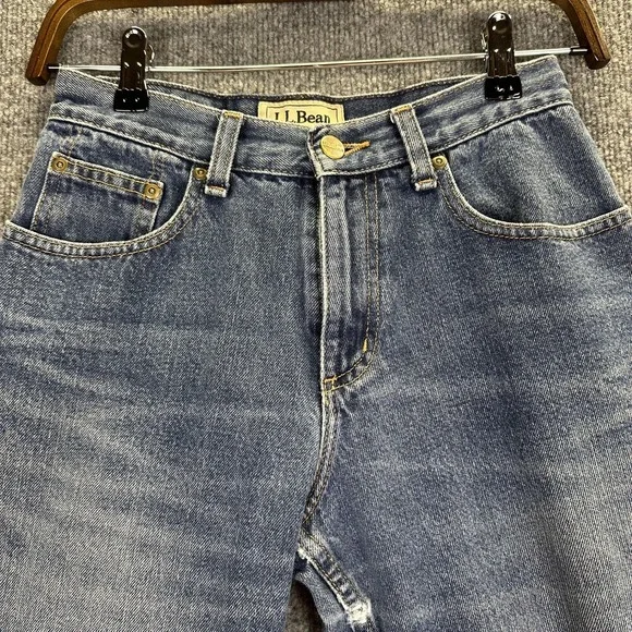 LL Bean Jeans Womens 4 Petite Blue Denim Original Fit Traditional Cotton - Picture 2 of 16